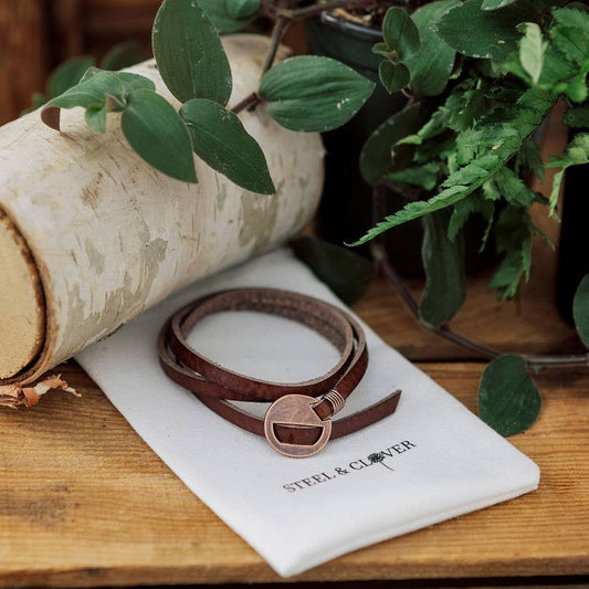 Leather Wrap Bracelet: Brown