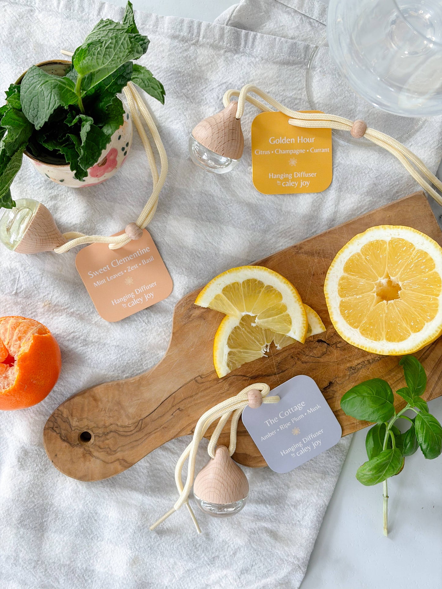 The Cottage | Hanging Car Diffuser