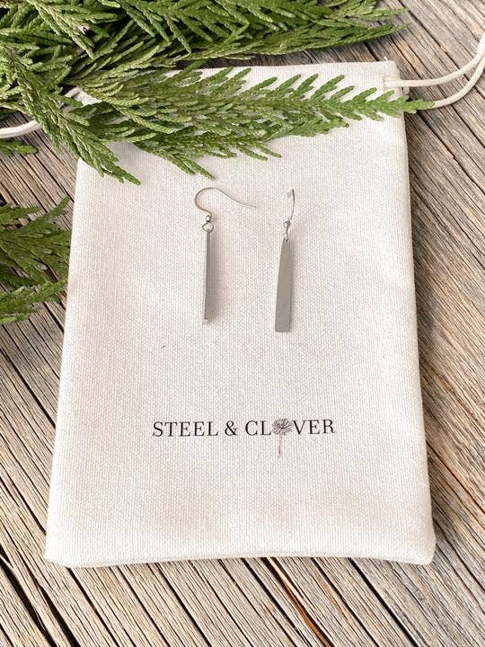 Classic Bar Earring: Silver