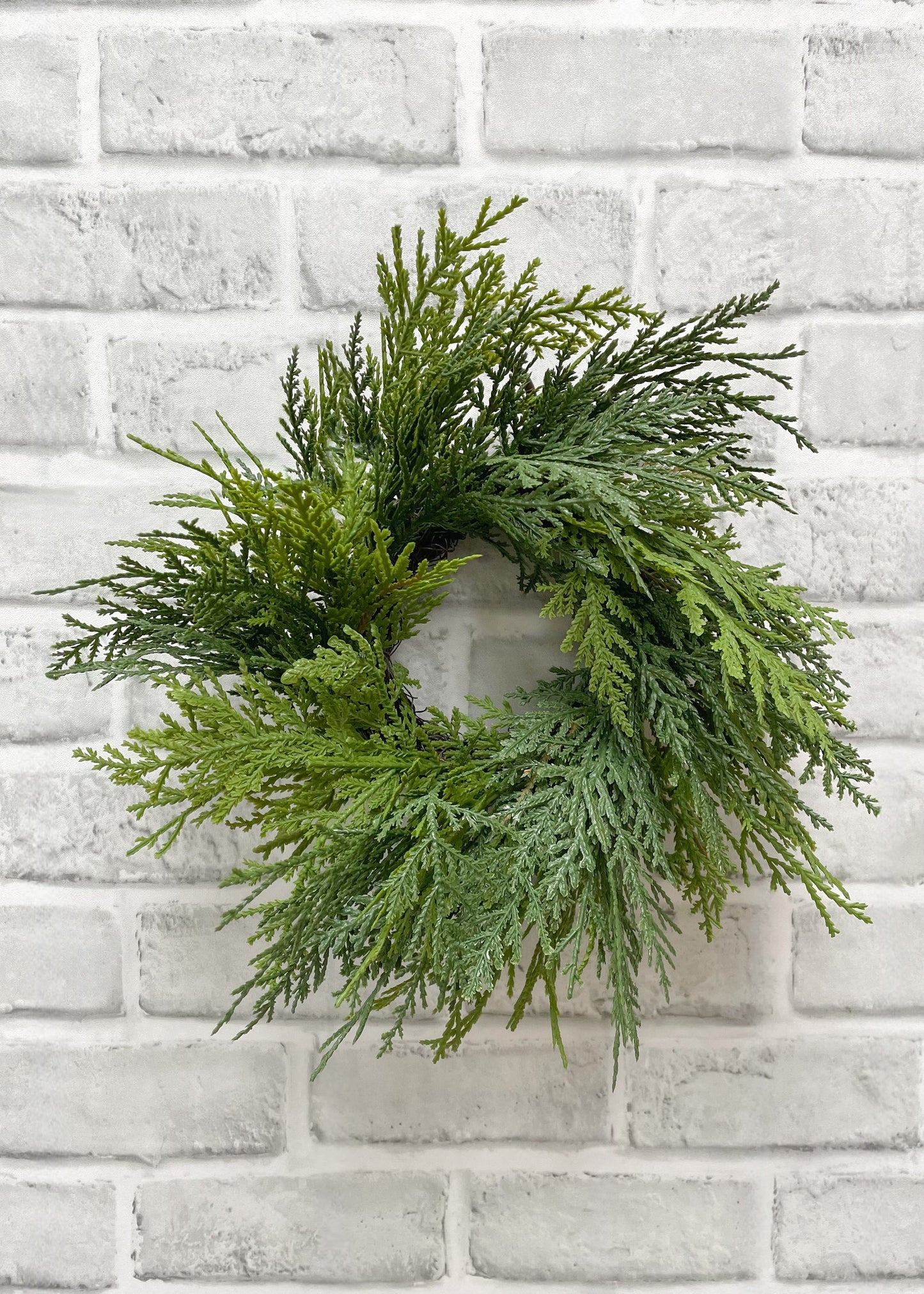 Northern White Cedar Wreath | 14"