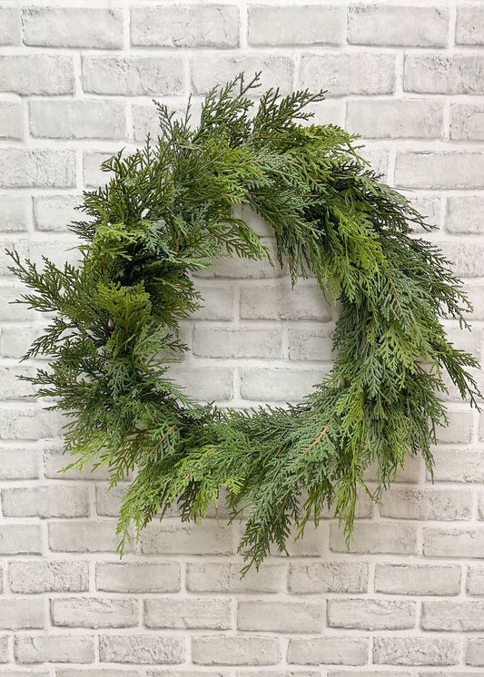 Northern White Cedar Wreath | 23"
