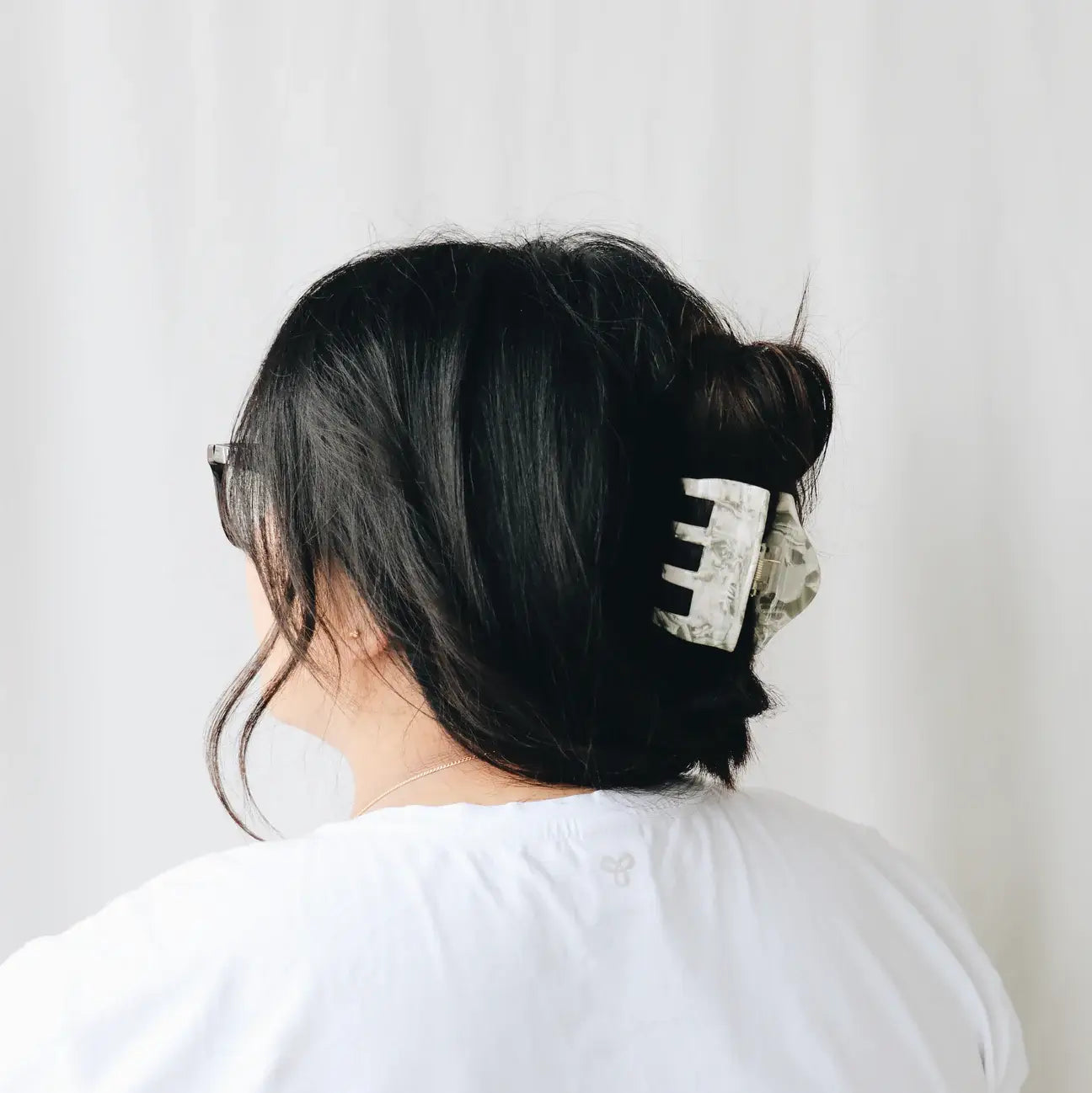 The Livia Hair Clip | Beige