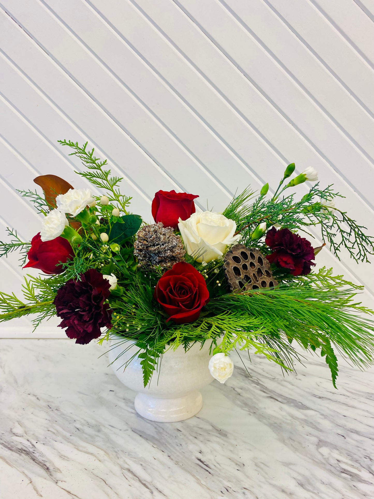 Holiday Arrangement | Festive Classic