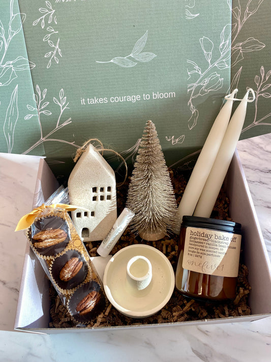 Cozy Cottage Gift Box