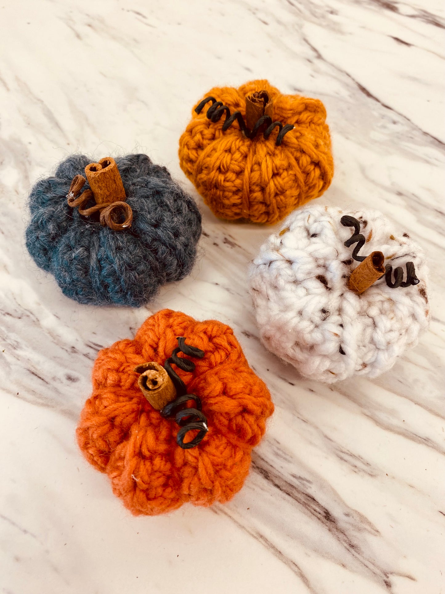 Knit Pumpkin Decor XS