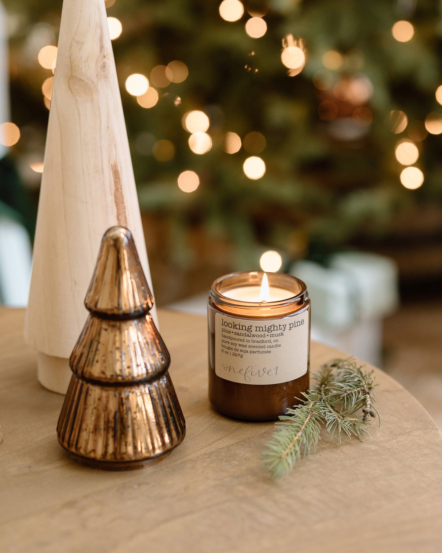 looking mighty pine | soy candle