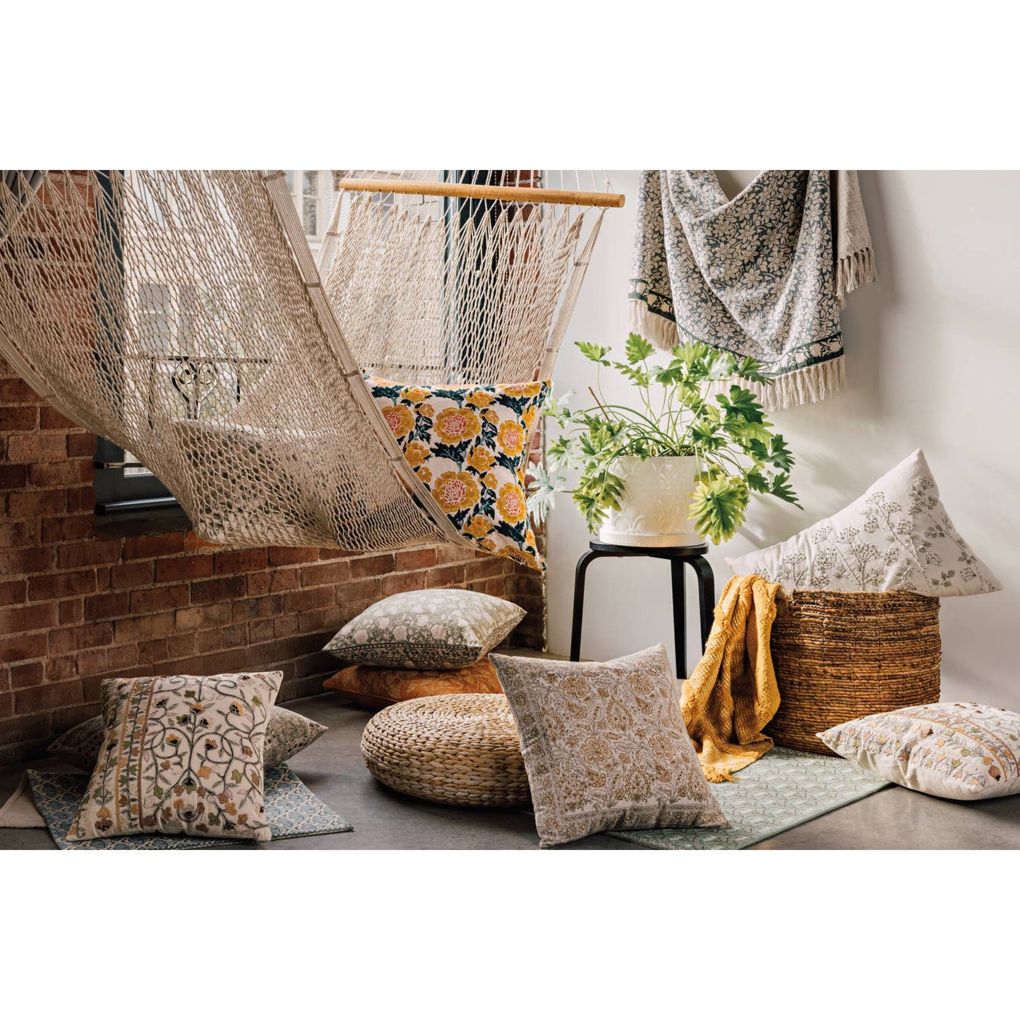 Heirloom Iris Throw