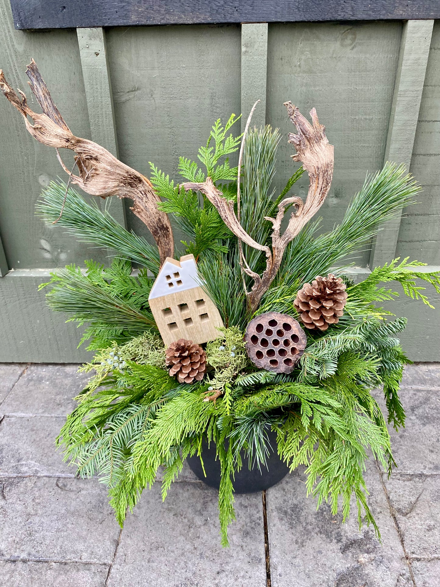 Holiday Cottage Planter