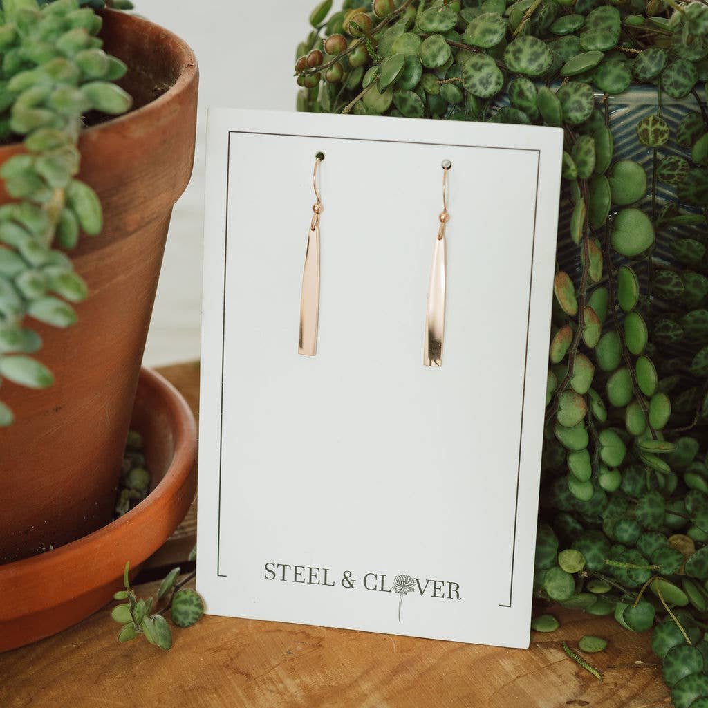 Classic Bar Earring | Rose Gold