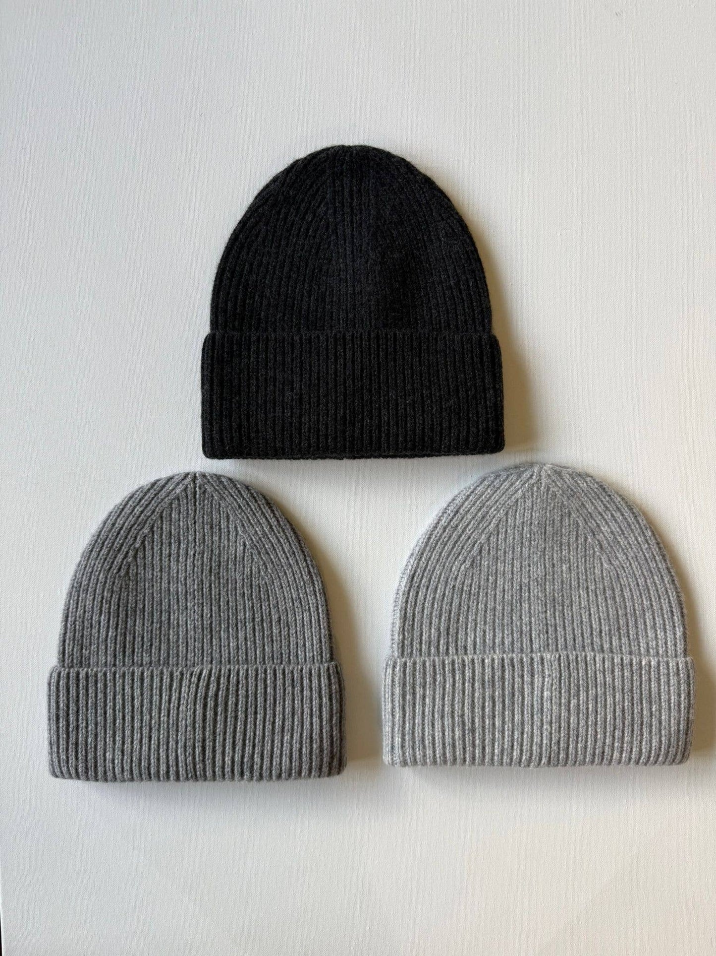 Merino Wool Beanie | Dark Gray